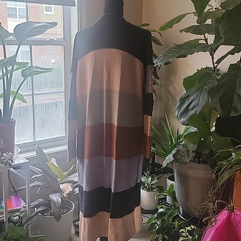 Long Cardigan Sweaters - Picture 5 of 9